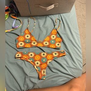 Mai Bikini Set in Retro Bloom (Everyday Top, Everyday Bottom)